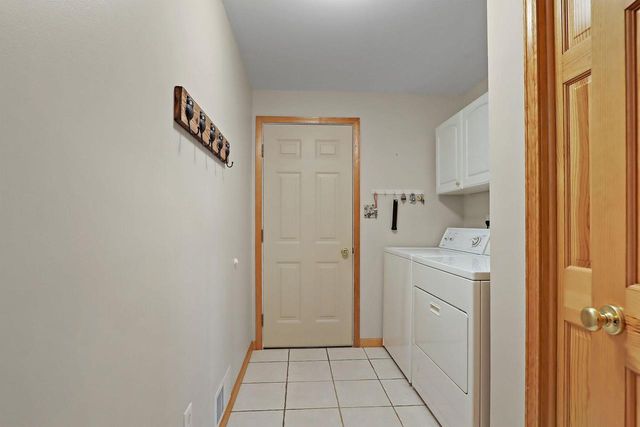 2144 Blue Heron DRIVE, Delavan, WI 53115