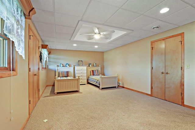 2144 Blue Heron DRIVE, Delavan, WI 53115