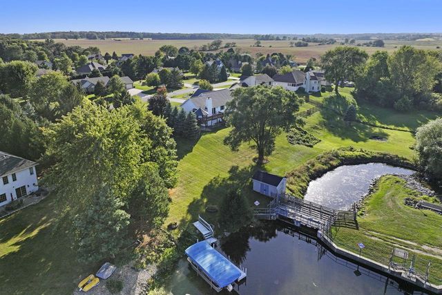 2144 Blue Heron DRIVE, Delavan, WI 53115