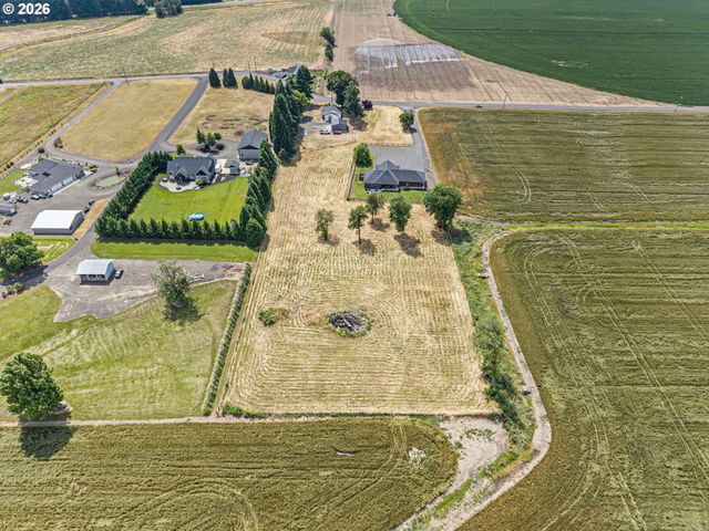 95069 TOFTDAHL Rd, Junction City, OR 97448