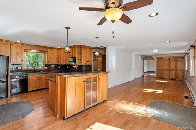 5328 Searsville Road, Pine Bush, NY 12566