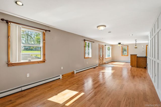 5328 Searsville Road, Pine Bush, NY 12566