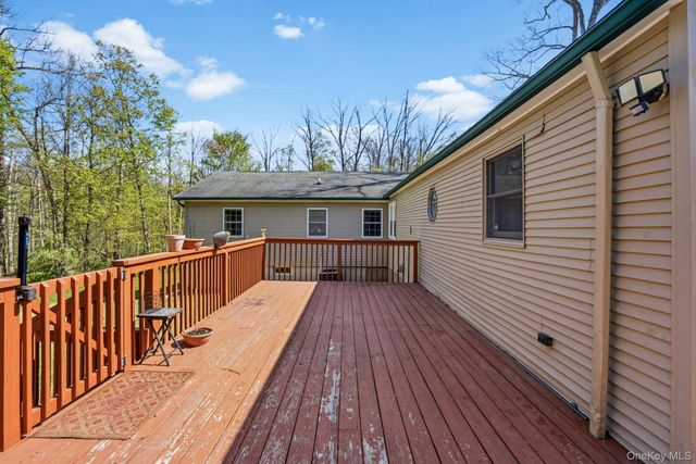 5328 Searsville Road, Pine Bush, NY 12566