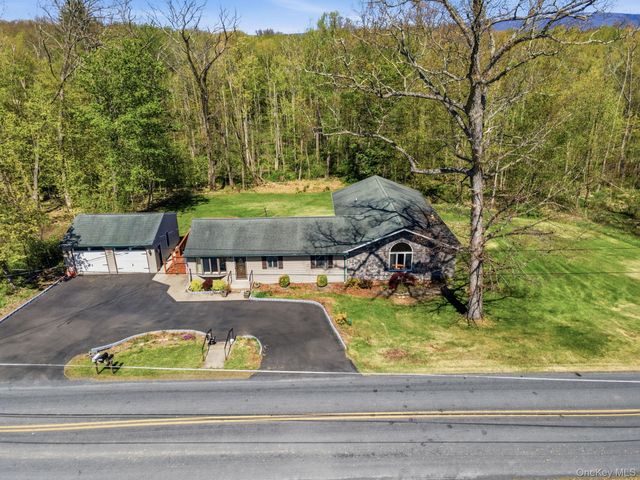 5328 Searsville Road, Pine Bush, NY 12566