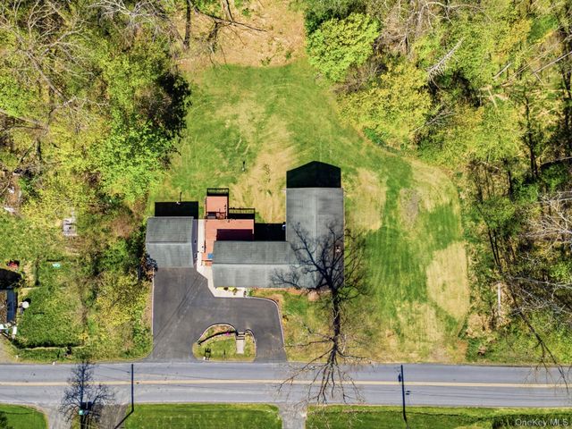 5328 Searsville Road, Pine Bush, NY 12566