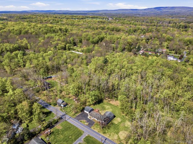 5328 Searsville Road, Pine Bush, NY 12566