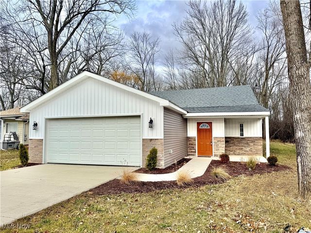 246 W Hamilton Street, Oberlin, OH 44074