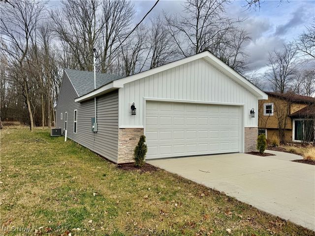 246 W Hamilton Street, Oberlin, OH 44074