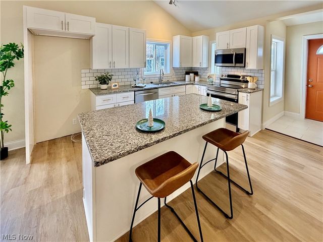 246 W Hamilton Street, Oberlin, OH 44074