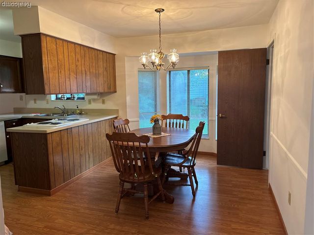 9351 Park Pl, Swartz Creek, MI 48473