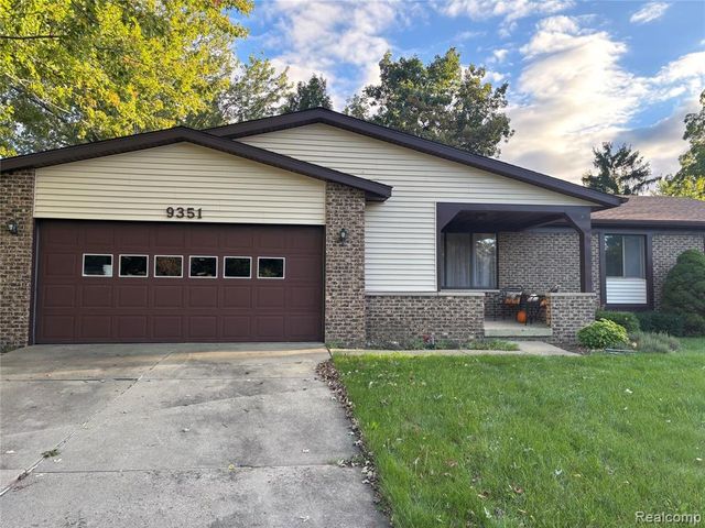 9351 Park Pl, Swartz Creek, MI 48473