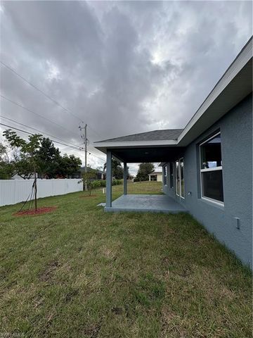 2605 NE 1st PL, Cape Coral, FL 33909