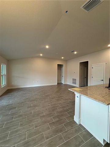 2605 NE 1st PL, Cape Coral, FL 33909