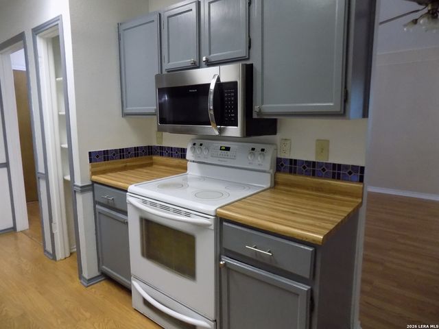 5906 SPRING CROSSING, San Antonio, TX 78247