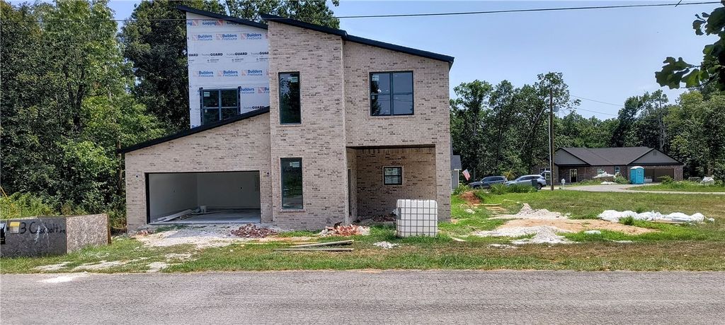 3 Casebolt Lane, Bella Vista, AR 72715