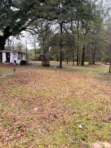 120 Bessie Crow Road, Coushatta, LA 71019
