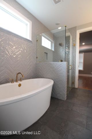 4007 Bakersfield Drive, Nesbit, MS 38651