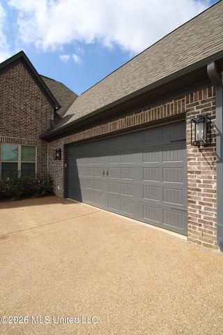 4007 Bakersfield Drive, Nesbit, MS 38651