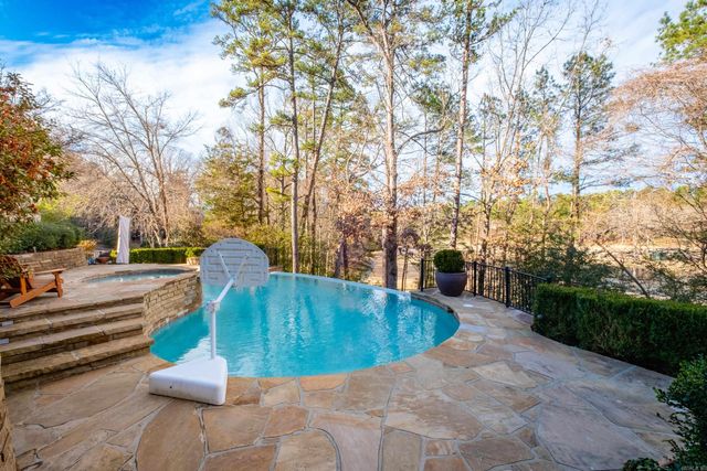 54 Carmel Drive, Little Rock, AR 72212