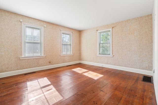 8 Summer Street, Medfield, MA 02052