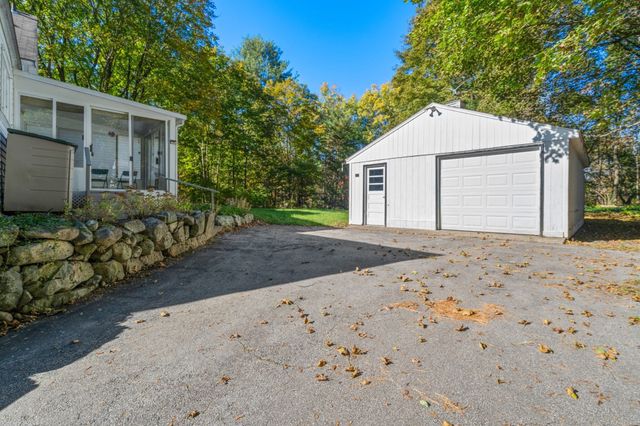 8 Summer Street, Medfield, MA 02052