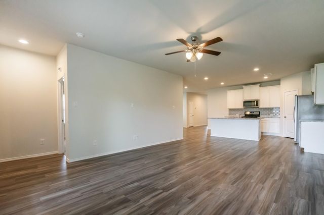 16856 Pink Wintergreen Drive, Conroe, TX 77385