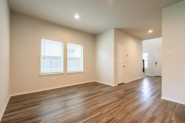 16856 Pink Wintergreen Drive, Conroe, TX 77385