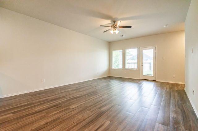 16856 Pink Wintergreen Drive, Conroe, TX 77385