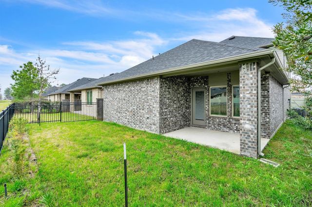 16856 Pink Wintergreen Drive, Conroe, TX 77385