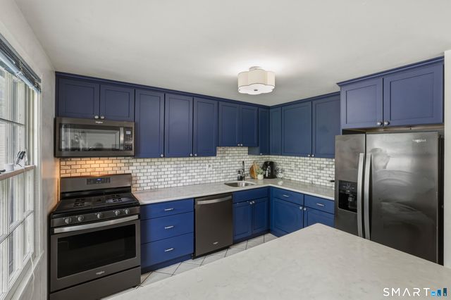 86 Ambassador Drive A, Manchester, CT 06042
