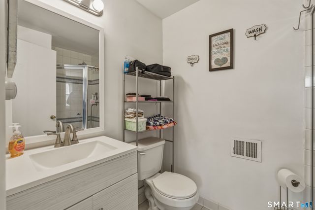 86 Ambassador Drive A, Manchester, CT 06042