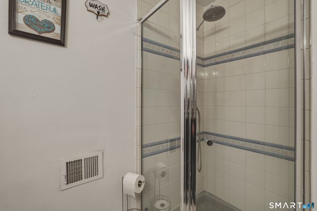 86 Ambassador Drive A, Manchester, CT 06042