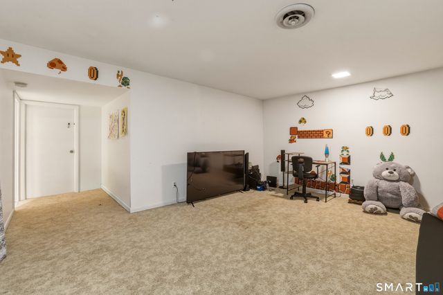 86 Ambassador Drive A, Manchester, CT 06042