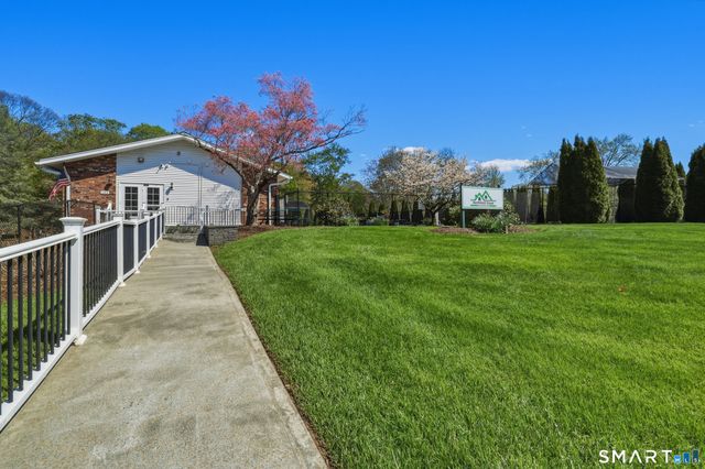 86 Ambassador Drive A, Manchester, CT 06042