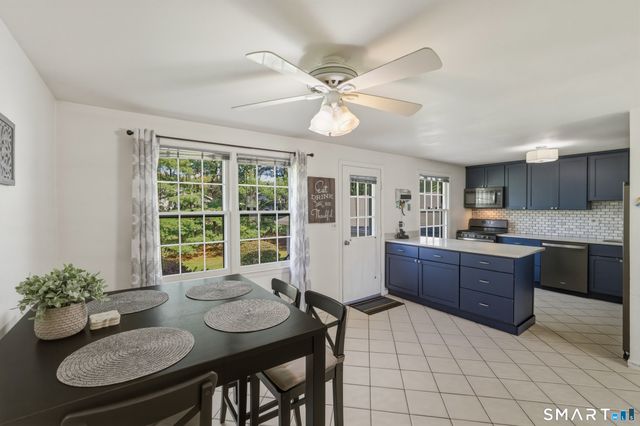 86 Ambassador Drive A, Manchester, CT 06042