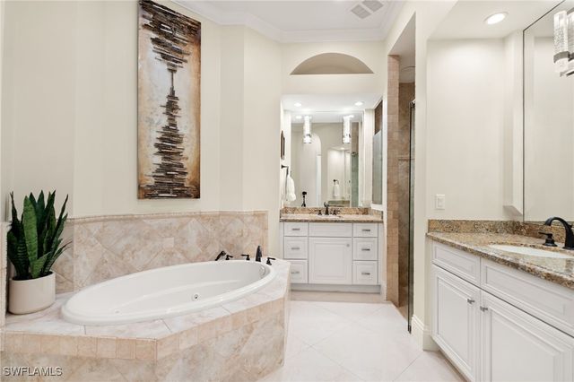 27556 River Reach DR, Bonita Springs, FL 34134