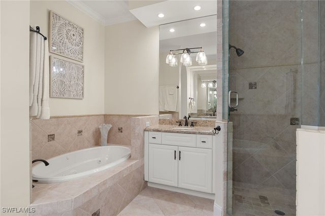 27556 River Reach DR, Bonita Springs, FL 34134