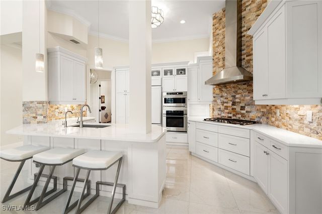 27556 River Reach DR, Bonita Springs, FL 34134