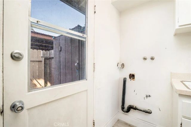 10122 Hull Drive, Huntington Beach, CA 92646