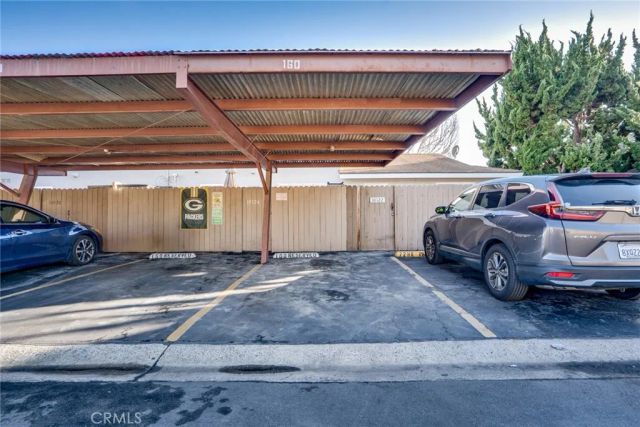 10122 Hull Drive, Huntington Beach, CA 92646