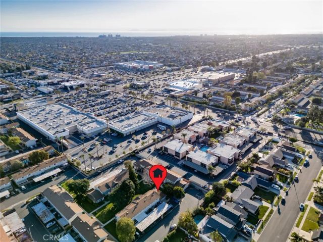 10122 Hull Drive, Huntington Beach, CA 92646