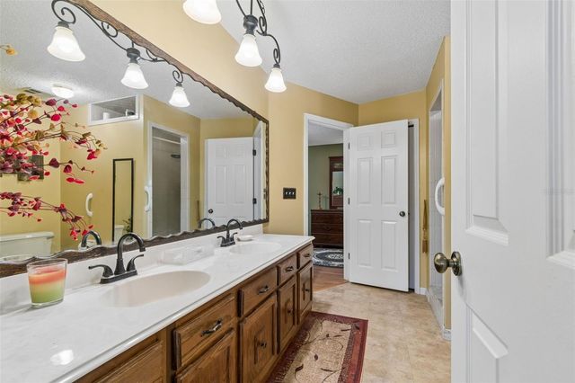 1319 ABBEY CRESCENT LANE, Clearwater, FL 33759