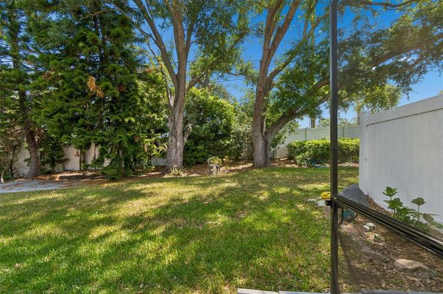1319 ABBEY CRESCENT LANE, Clearwater, FL 33759