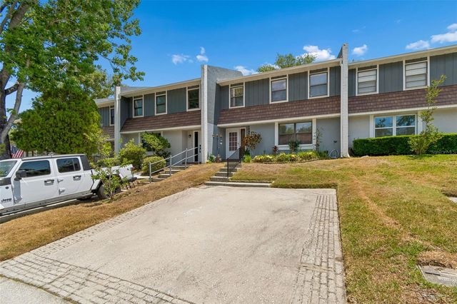 1319 ABBEY CRESCENT LANE, Clearwater, FL 33759