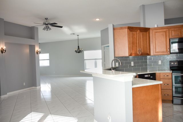 4944 SE Mariner Village Lane, Stuart, FL 34997