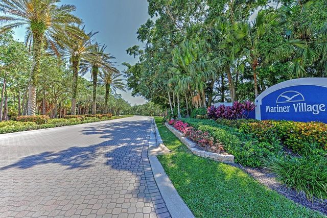 4944 SE Mariner Village Lane, Stuart, FL 34997