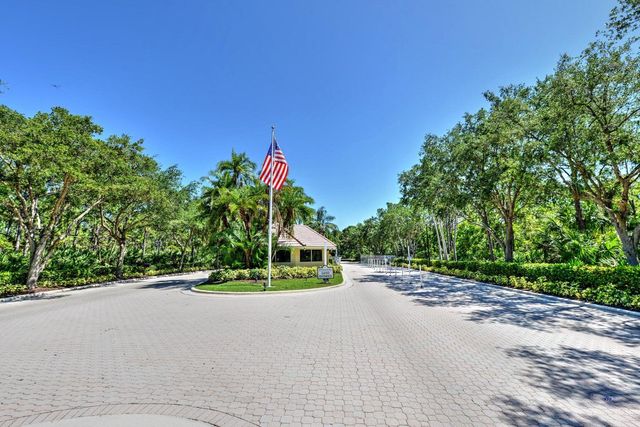 4944 SE Mariner Village Lane, Stuart, FL 34997