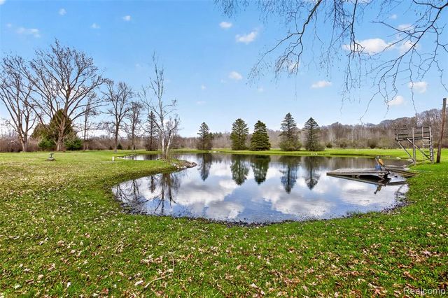 8197 Irish Road, Millington, MI 48746