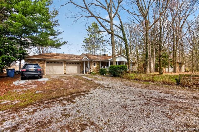 8197 Irish Road, Millington, MI 48746