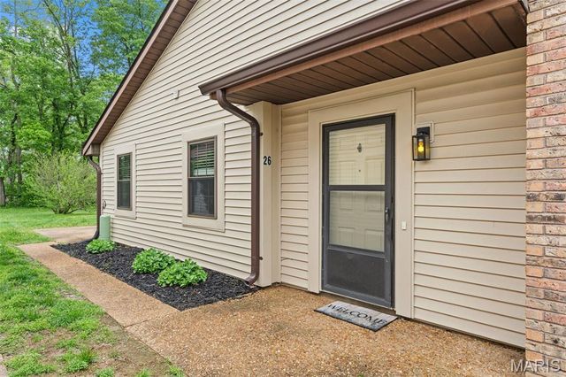 26 Rabbit Trail Drive, Washington, MO 63090